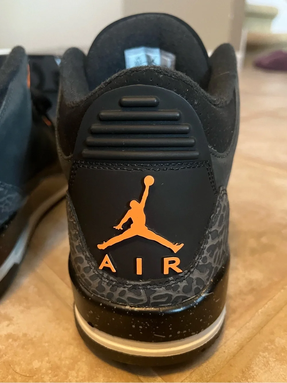 AIR JORDAN 3 RETRO ‘FEAR’ 2023